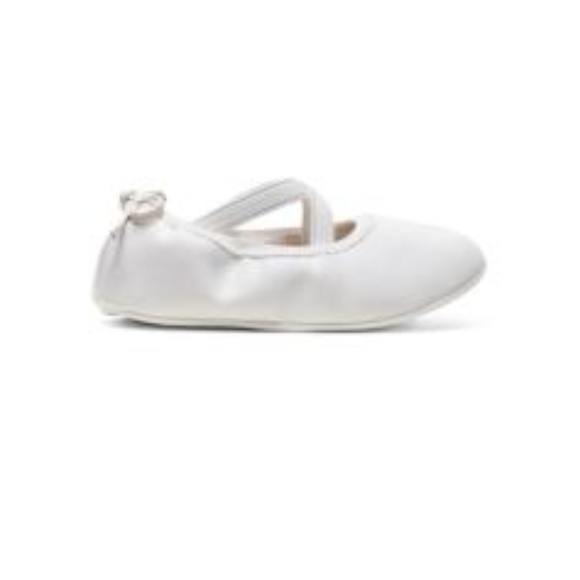 Stuart Weitzman Other - Stuart Weitzman Baby Bolshoi Shoes, White, 6-9mos